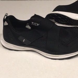 TIEM Slipstream cycling shoes